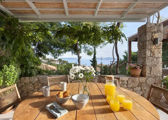 Villa Levantina Pórto Héli